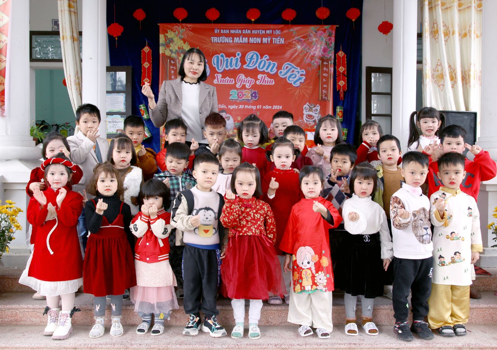 4B4.jpg